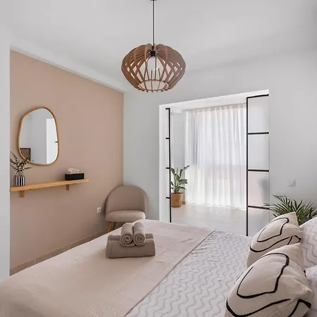 1bdr 150m From Sea With Workspace Apartamento