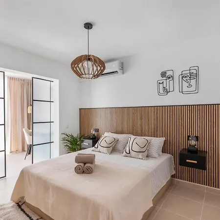 1bdr 150m From Sea With Workspace