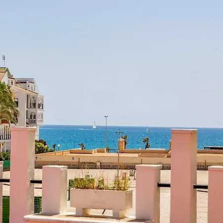 1bdr 150m From Sea With Workspace Apartamento Torrevieja