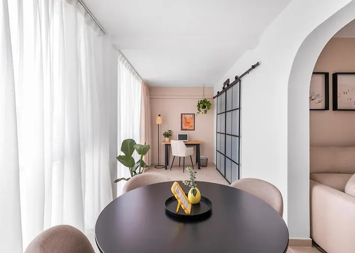 1bdr 150m From Sea With Workspace 公寓 *