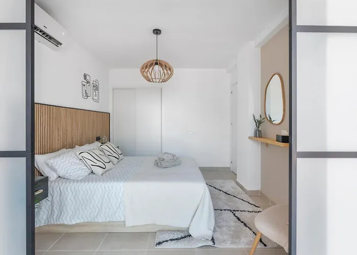 公寓 1bdr 150m From Sea With Workspace