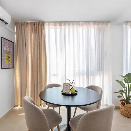 1bdr 150m From Sea With Workspace Apartman Torrevieja