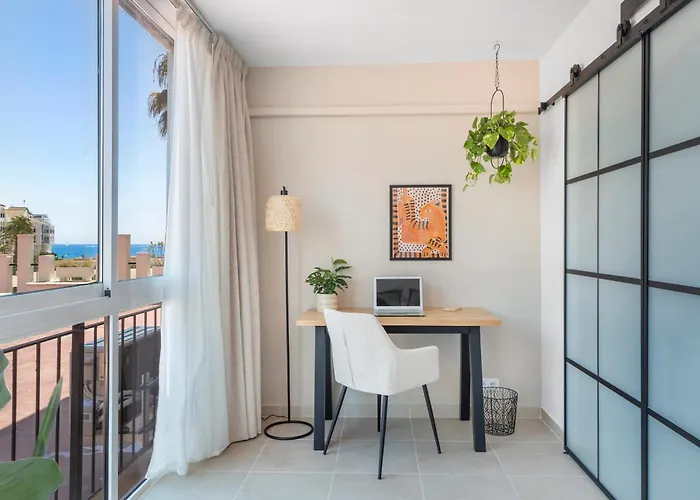 Apartamento 1bdr 150m From Sea With Workspace Torrevieja