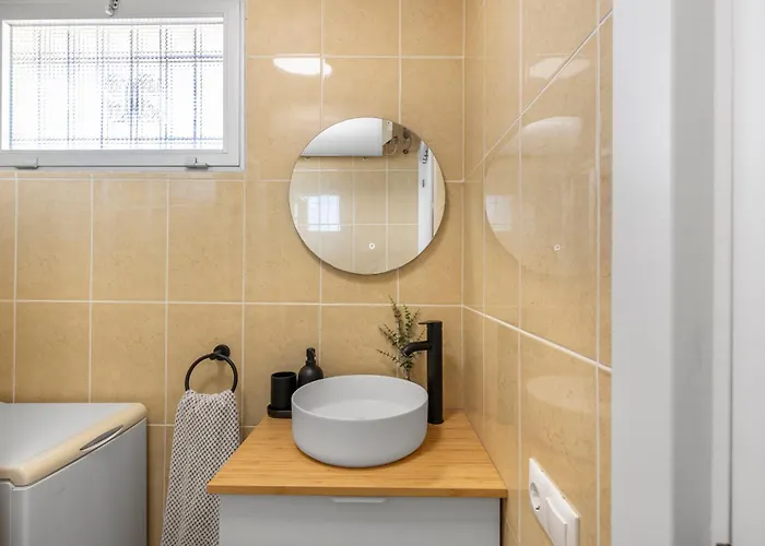 1bdr 150m From Sea With Workspace Apartamento